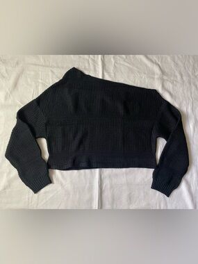 Lovers+Friends black knit one shoulder crop pullover sweater